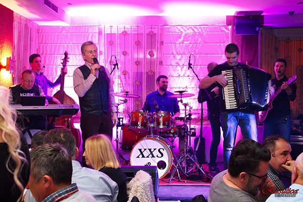 XXS band